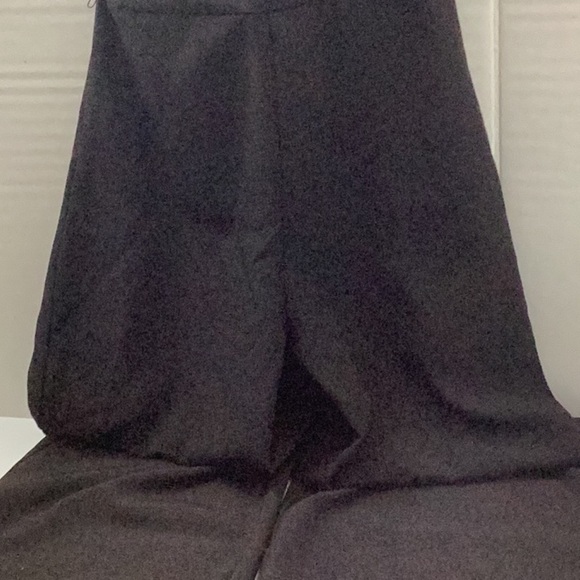 HALSTON
OKI JUMPSUIT IN STRETCH CREPE
$575.00 - Picture 8 of 15